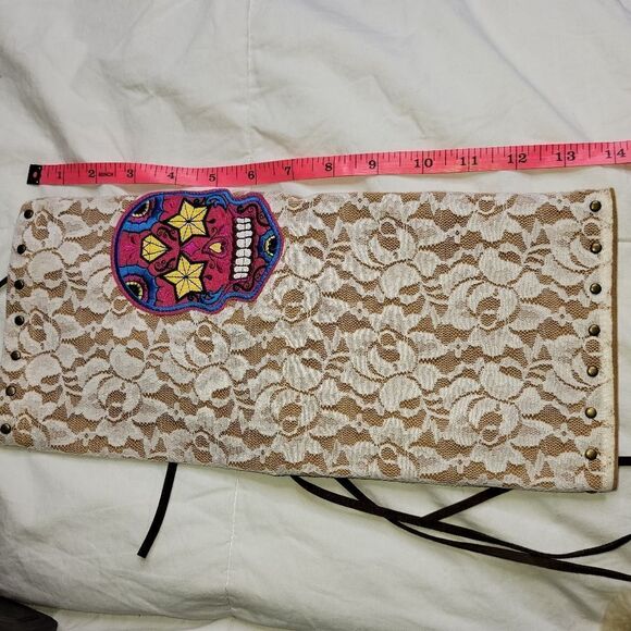 NWT Sugar Skull‎ Women's Tall Lace Cowboy Cowgirl Boot Covers Adjustable Size - Picture 4 of 6